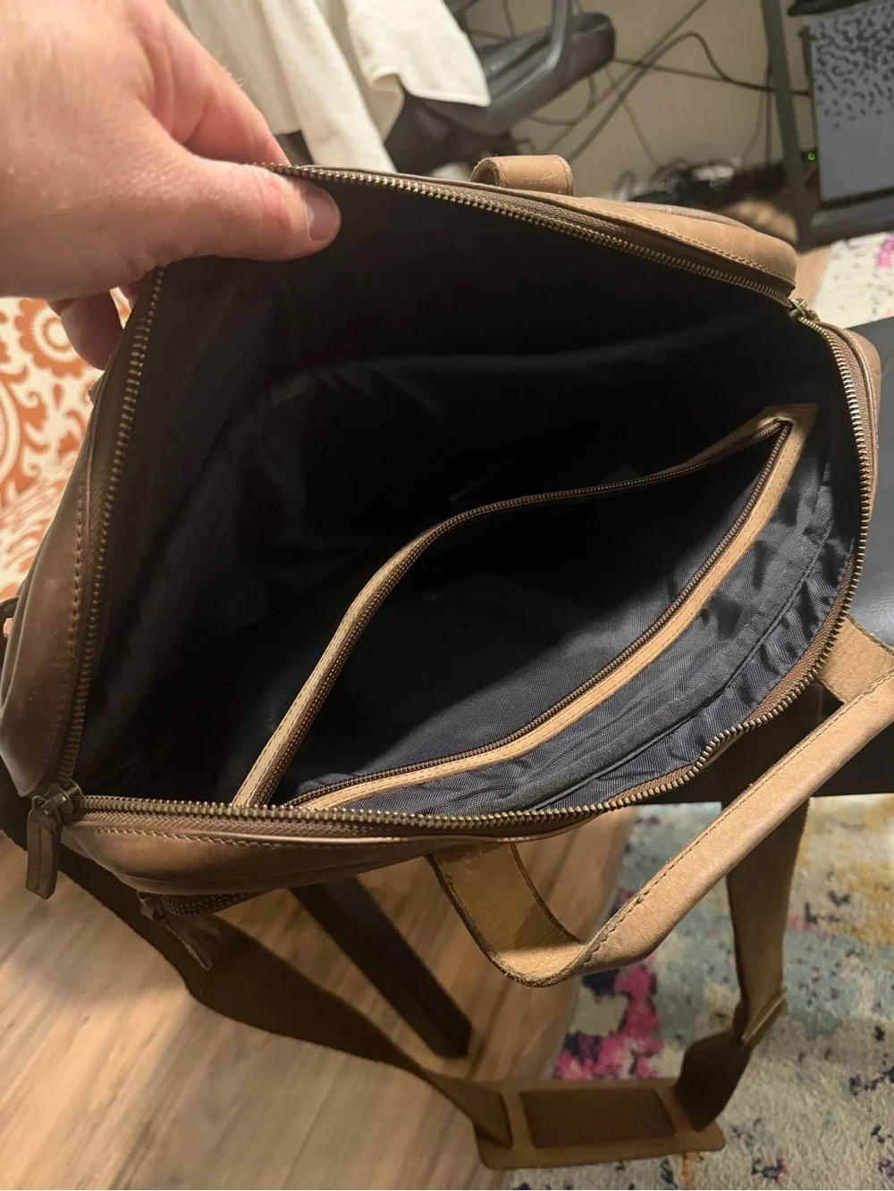 Johnston & Murphy Tan Leather Laptop Messenger Bag